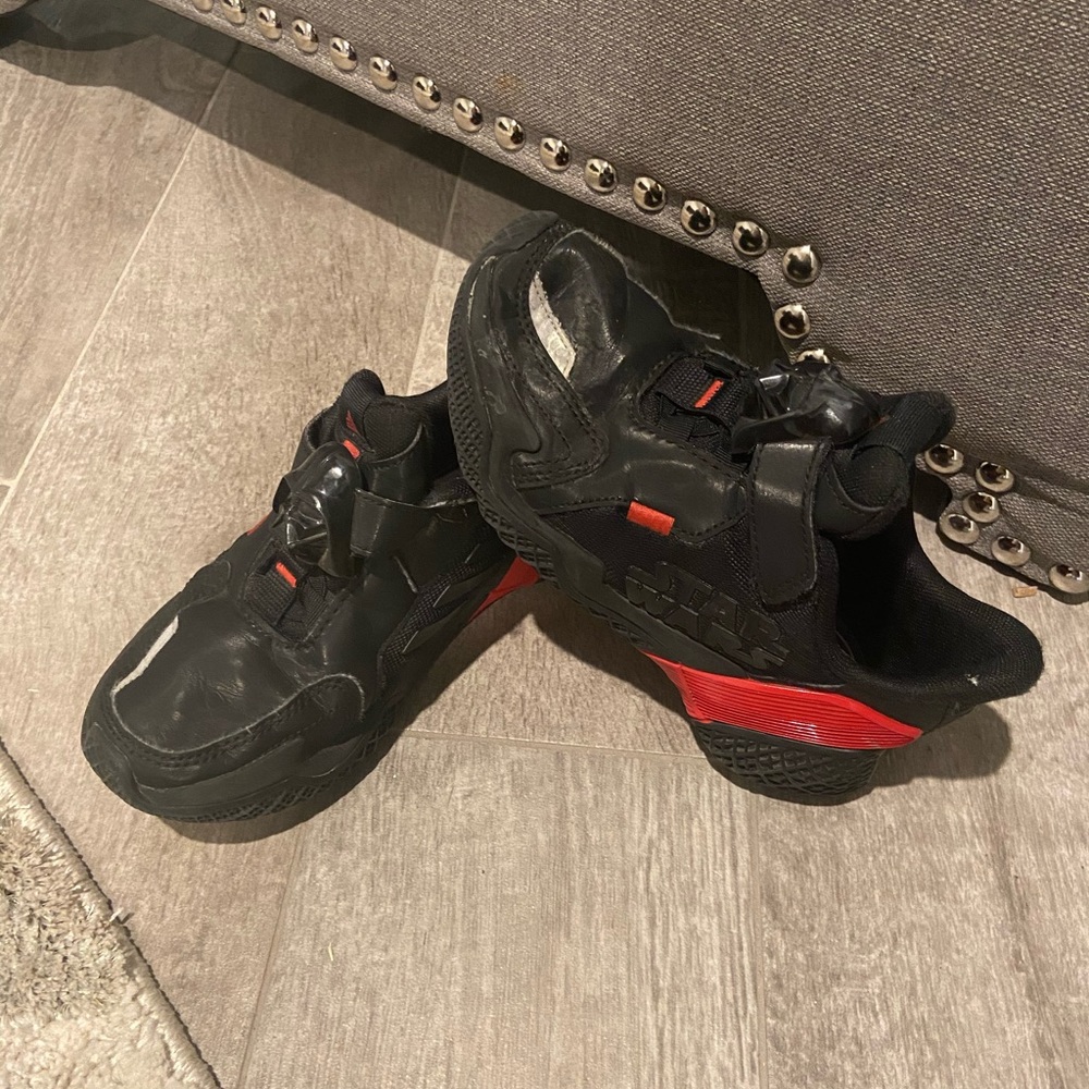 Adidas Star Wars shoes boys 13.5